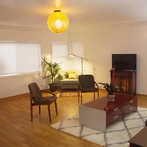 https://3-bed-2-bath-house-near-lax-forum-sofi-stadium.topanaheimhotels.com