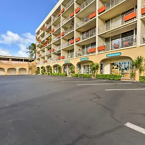 Apartment With Private Lanai, Ocean View And On-site Pool!, Kihei